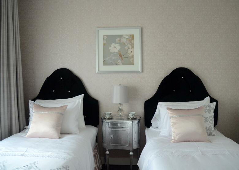 Hotel The Rosellen Suites At Stanley Park (.)