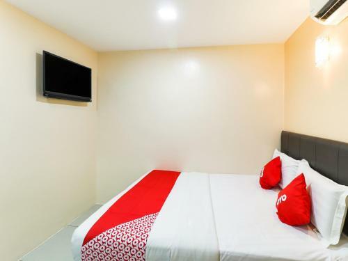 Royale City Hotel