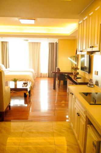 Waifiden Grand Easter International Apartment