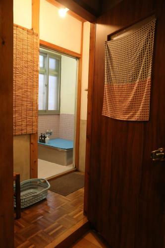 Hostal Guest House Tomaru