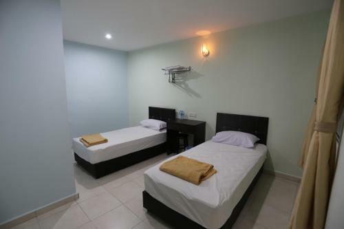 Tengkera Hotel