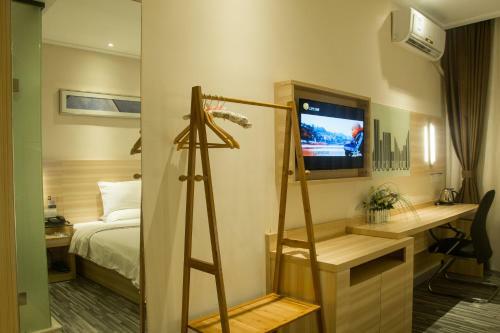 Denise Hotel Apartment(shangxiajiu Branch)