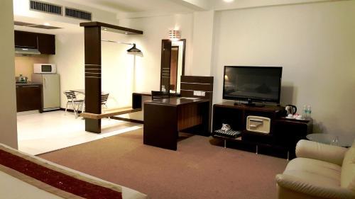 Ritz Garden Hotel