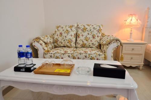 Moon Shine Apartment Hotel