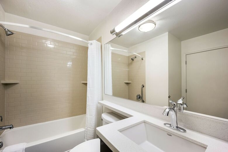 Hotel Candlewood Suites Boston-burlington
