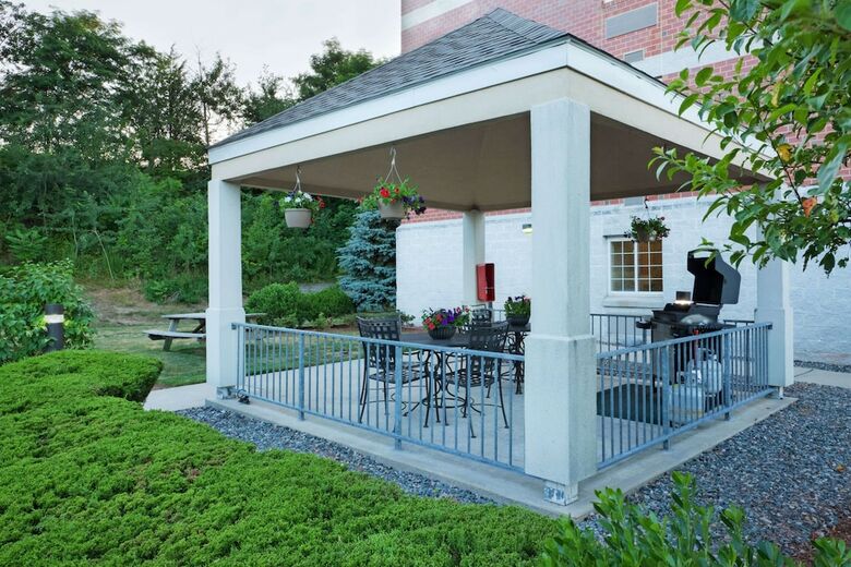 Hotel Candlewood Suites Boston-burlington
