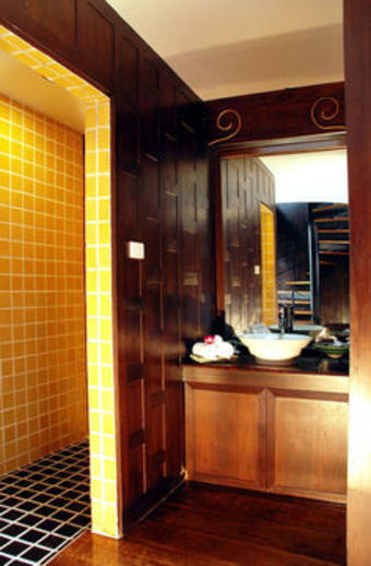 Hotel Takolaburi Cultural & Spa Resort