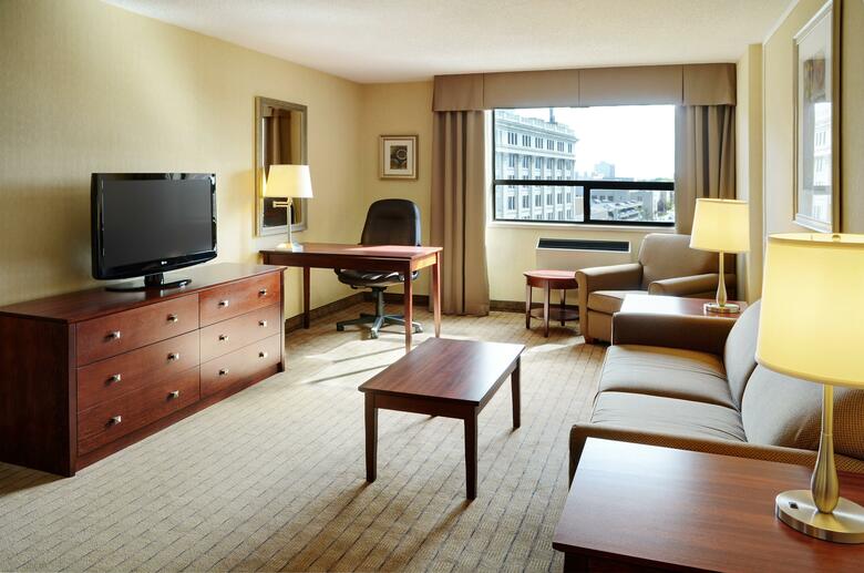 Holiday Inn Hotel & Suites Winnipeg Downtown