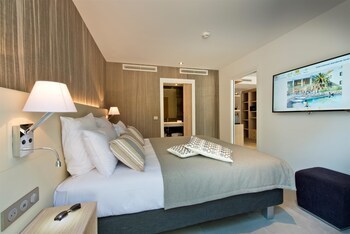 Media Garden Hotel