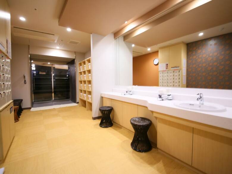 Apa Hotel Shinjuku Gyoenmae