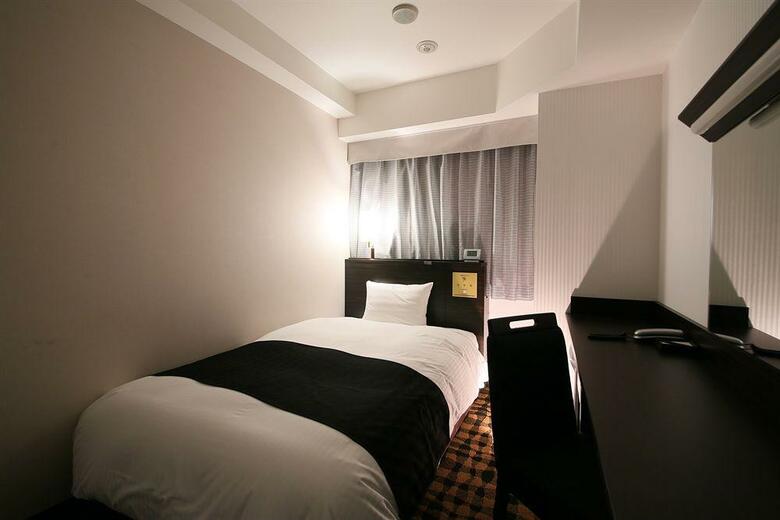 Apa Hotel Shinjuku Gyoenmae