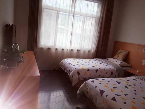 Huashan Mountain Baolianju International Youth Hostel