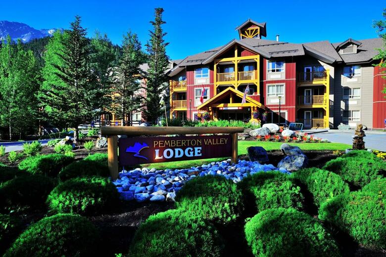 Hotel Pemberton Valley Lodge