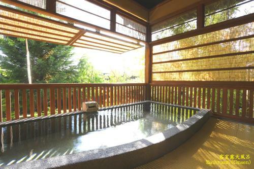 Hotel Ujo Soan (adult Only)