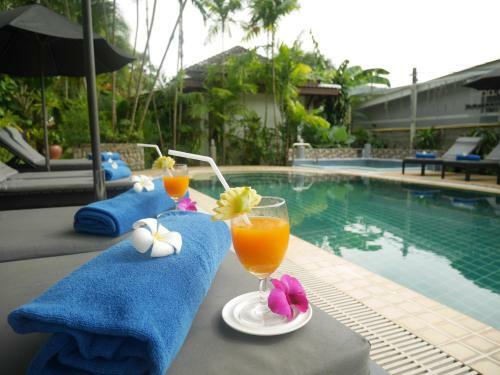 Hotel Bangtao Beach Chalet Resort