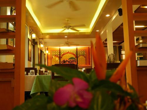 Hotel Bangtao Beach Chalet Resort