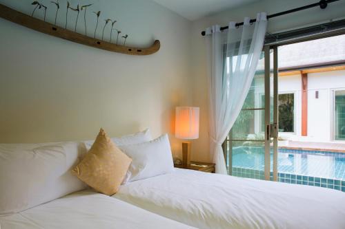 Two Villas Holiday Oriental Style Layan Beach