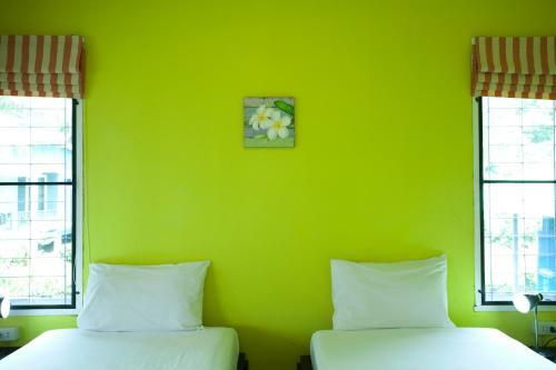 Sunshine Inn Resort