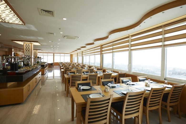 Hotel Ikbal Deluxe
