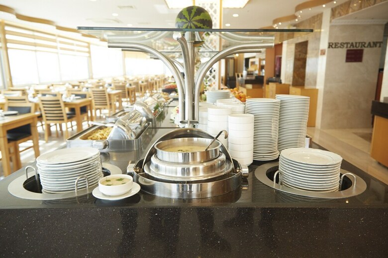 Hotel Ikbal Deluxe