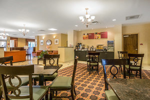 Hotel Comfort Suites