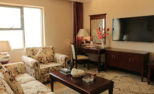Shenzhen Longgang Jun Yi Hotel, Coco Park Shopping Mall