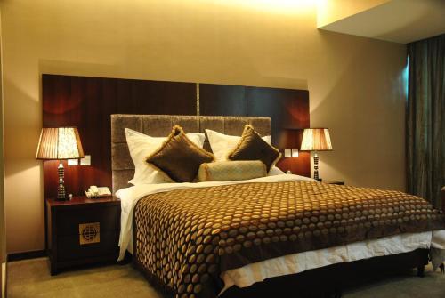 Luoyang Aviation Hotel