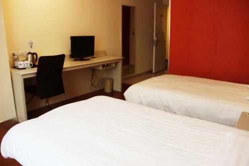 Hotel Hanting Express Mianyang Wuyi Square Branch