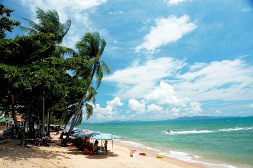 Hotel Seabreeze Jomtien Resort