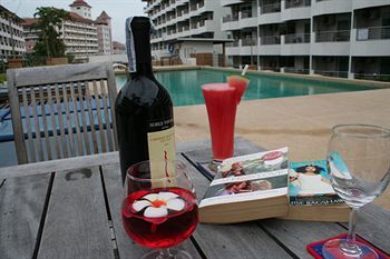 Hotel Jomtien Plaza Residence