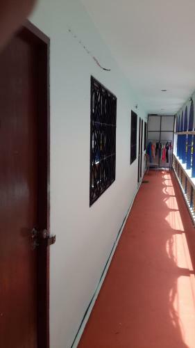 Hostal Cheap Rooms Guesthouse