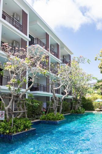 Apartamentos The Title Beach Front