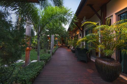 Villa Kokyang Estate By Tropiclook