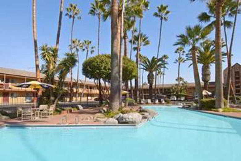 Hotel Ramada Maingate Anaheim