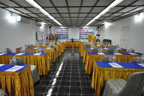 Basaya Beach Hotel & Resort