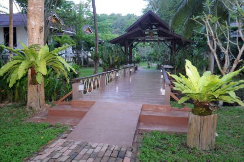 Hotel Clean Beach Resort