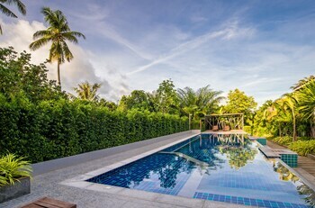 Hotel The Fong Krabi Resort