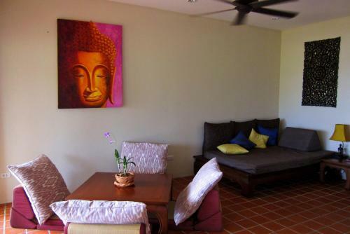 Hotel Baan Kantiang See Villa Resort