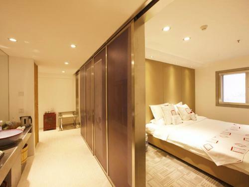 China Community Culture & Art Hotel