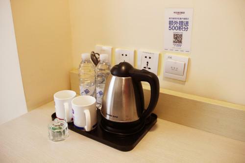 Hotel Hanting Express Qingdao Shandong Road Wanda