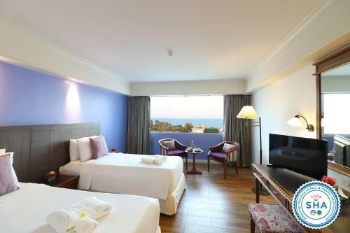 Huahin Grand Hotel And Plaza