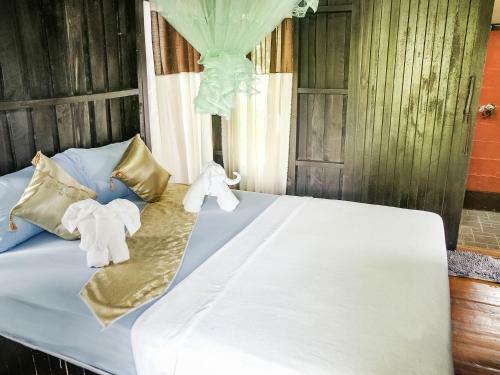Hotel Leaf House