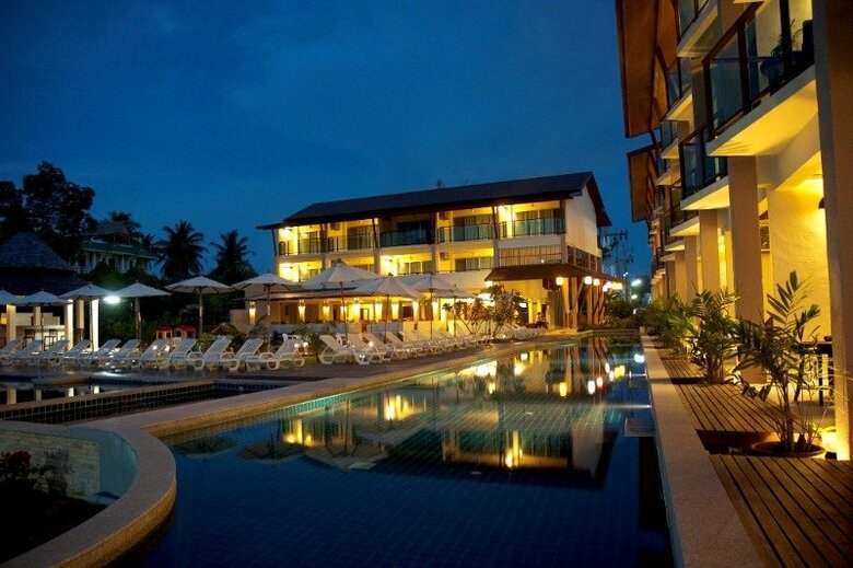Hotel Lanta Pura Beach Resort