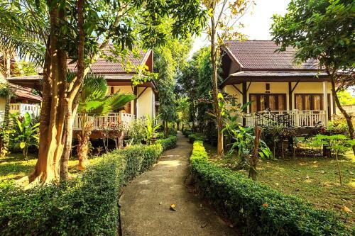 Hotel Lanta Klong Nin Beach Resort