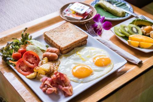 Bed & Breakfast Chedi Home