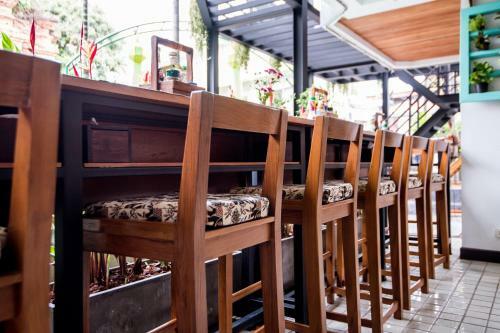 Bed & Breakfast Chedi Home