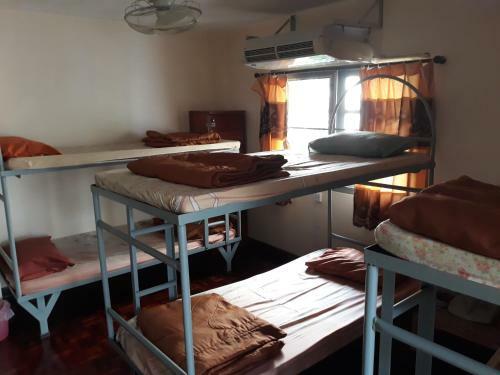 Hostal Dutch Guest House