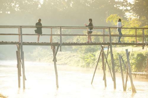 Hotel Baan Pai Riverside Resort