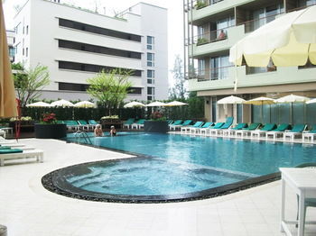 Long Beach Cha Am Hotel