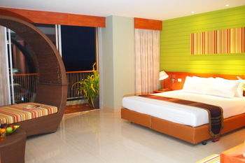 Long Beach Cha Am Hotel